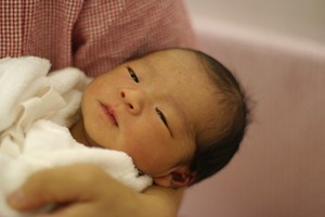 Korea’s birth rate rises for 11th month amid marriage, policy push