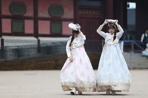 S. Korea's foreign population reaches all-time high of 2.73 million