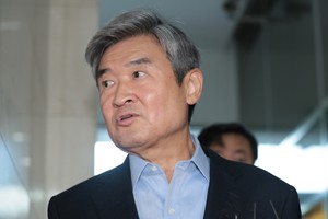 Ex-spy chief acknowledges Yoon's outburst during questioning in Marine death probe
