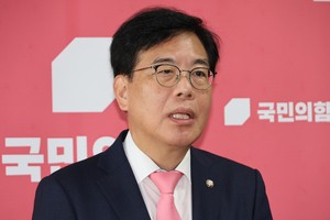Opposition leader accuses ruling bloc of trying to eradicate political enemies